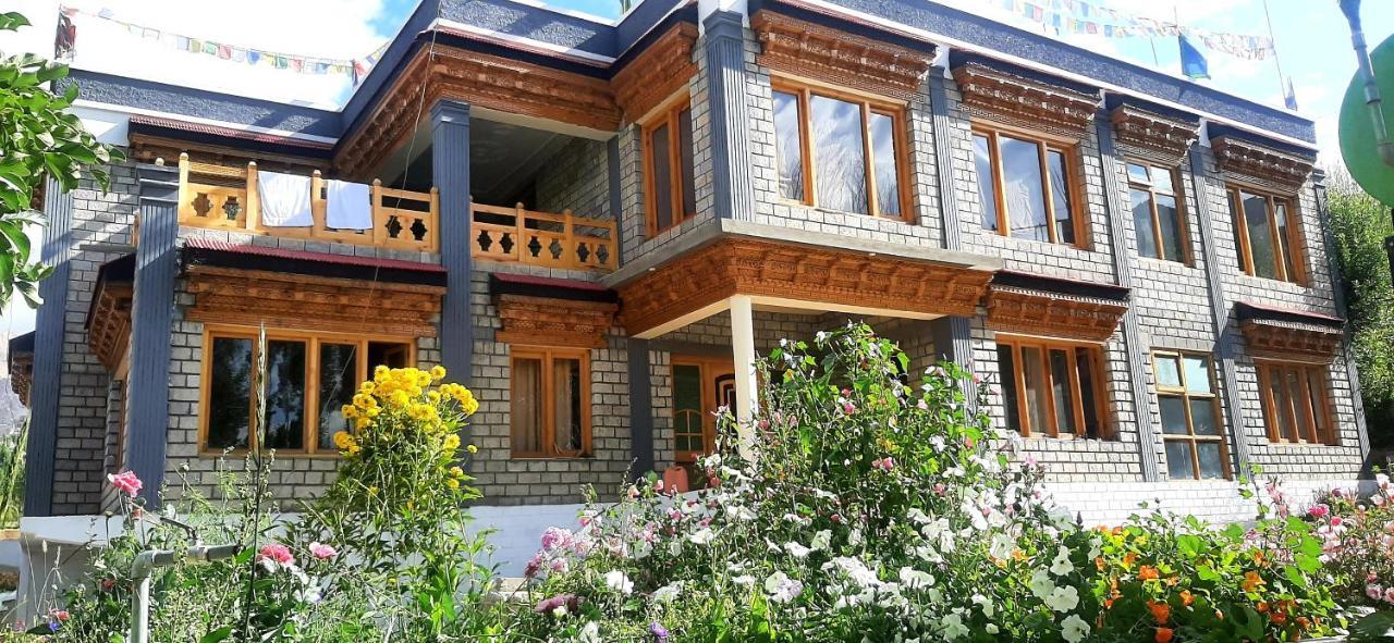 Ladakh Country Inn 列城 外观 照片